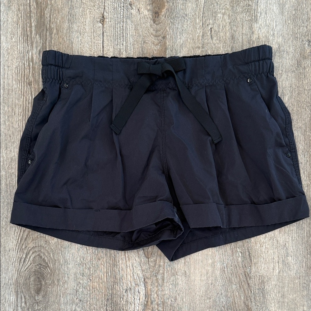 Lululemon Women's Black Shorts